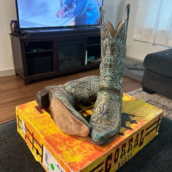 Coral women’s western boots size 10 - Picture 3 of 3